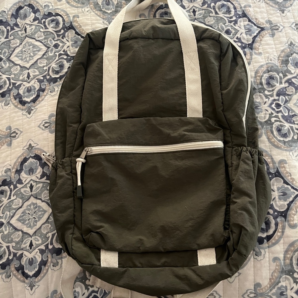 Wild Fable Square Sage Green & Cream Backpack Excellent Condition. Hardly Worn.